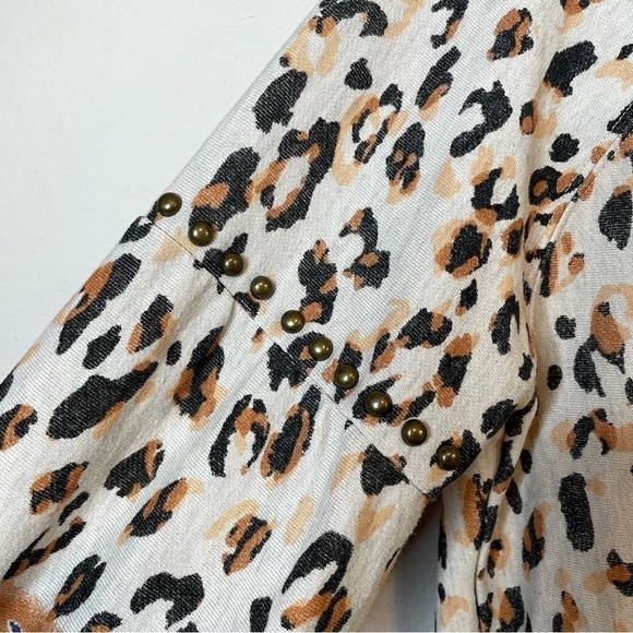 Democracy Animal Print Puff Sleeve Soft Comfy Long Sleeve Crewneck Shirt Sz MED - Picture 4 of 11